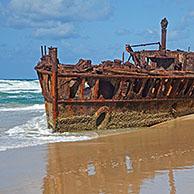 Gestrand scheepswrak van het hospitaalschip SS Maheno op Fraser Island, Hervey Bay, Queensland, Australië