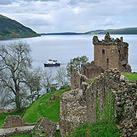 Ruïne van Urquhart Castle bij Loch Ness, Drumnadrochit, Schotland, UK
 
 